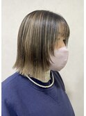 切りっぱなしボブ×アンブレラカラー