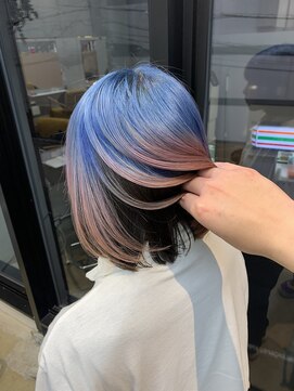 アクト 原宿(ACT) ブルー×ピンクのデザインアンブレラカラー