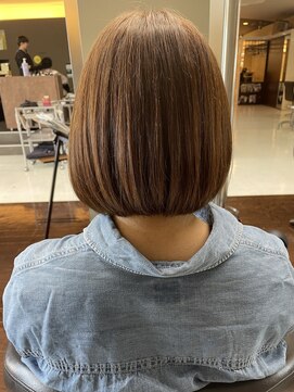 シャンプーボーイエイムス(SHAMPOO BOY aims) 大人ボブ