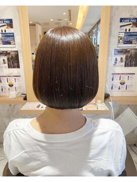 ビアンコ カーロ 戸越公園店(Bianco caro) マロンベージュ/くすみベージュ×艶髪×ショートボブ