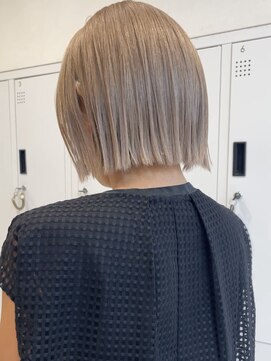 キャパ 秦野(CAPA) ホワイトミルクティー/グレージュ/ベージュ/ハイトーン