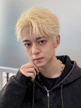 ガイルヘア/ホワイトブロンド【メンズサロンZina天神】