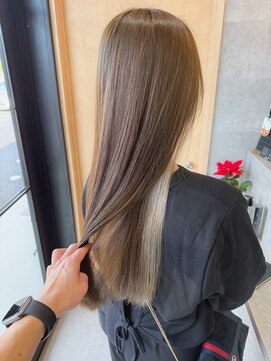 オリーブベージュ×ホワイトベージュ