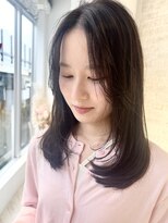 リン(Lin)&nbsp;ナチュラルレイヤーとナチュラルブラウン