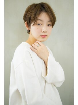 ミィ 表参道(mee.) 【mee.】　ブチ　　オシャレ綺麗なショートスタイル