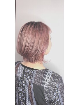 モードケイズ 阿倍野店(MODE K’s) ピンクホワイトカラー×インナーピンク