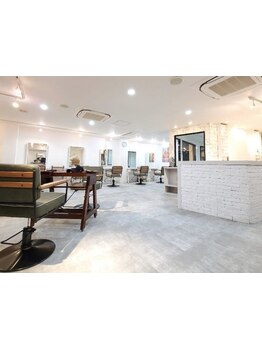 韓国ホンデと東京でも大人気のサロン≪HEAL HAIR≫★本場の韓流スタイルが大阪で体験できる★