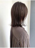伸ばしかけでも楽しめる★大人かわいい小顔束感ミディアム。