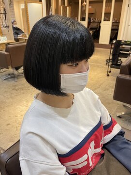 シェノン 西梅田(CHAINON) 黒髪/グレーベージュ/アッシュ/前髪パーマ/オリーブベージュ