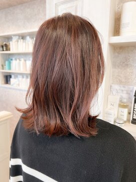 キャアリー(Caary) 福山美容院人気キャアリーぱつんと切りっぱなし外ハネウルフ