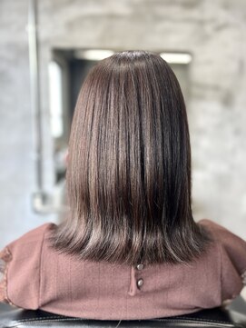 エモシオン(E MOTION) 透明感の塊