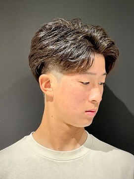 ヒロギンザ 大阪本店(HIRO GINZA) アップバングツーブロックスタイル