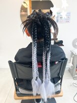 グリ(GURI)&nbsp;〈guri〉ダンスヘア×カチモリ×コーンロウ×エクステ☆