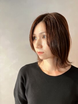 カーラン(CARLIN) 外はねレイヤーボブ