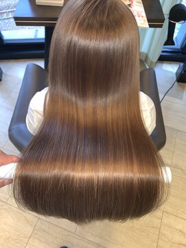 ライフ 住道店(Lyfe) 髪質改善シルキーベージュ_アッシュブラウンレイヤーカット_386