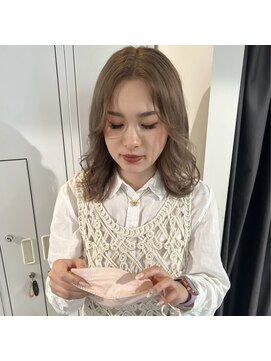 ピヨン 心斎橋(piLLon) 秋色くすみベージュ