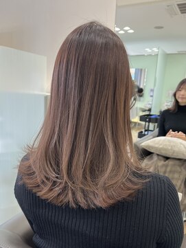 ファースト 泉中央店(first) 柔らかいブラウンカラー / ロブ / レイヤー