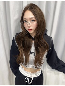 ユーフォリア 渋谷グランデ(Euphoria SHIBUYA GRANDE) 韓国ウェーブヘア ブリーチなしグレージュカラー