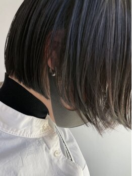 ヒート 佐久店(HEAT)の写真/シルエットにこだわるHEATのカット技術で、どこから見ても決まる！
