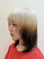 シド 表参道(s.i.d)&nbsp;ルーツカラー×ミディウルフ/ブロンド/ホワイトカラー