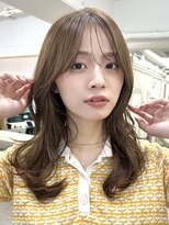 ポーチバイハニー オモテサンドウ(PORCH by HONEY omotesando)&nbsp;ミディアムヘアレイヤーカットヘーゼルベージュ2