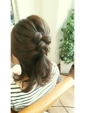 キイロヘアー(KEY-RO HAIR) 大人かわいい♪カジュアルアレンジ