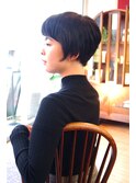 髪の量が多くてクセもありボリュームが出やすいのがお悩みの方