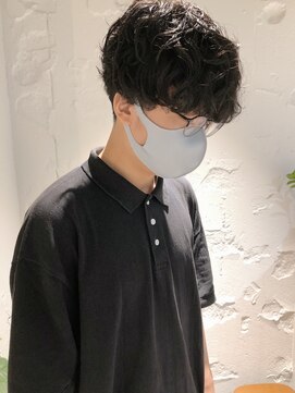 メルト 吉祥寺(melt) 《長谷川》メンズソフトスパイラルパーママッシュ刈り上げ黒髪