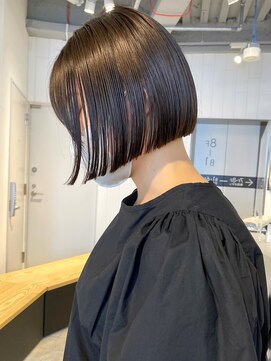 アイティーバイアルバム 下北沢店(IT by ALBUM) ぷつっとボブ_グレージュカラーボブウルフ_ba403101