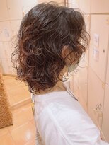 【morio原宿】ミディアムウルフ　くるくるウェーブ　外国人風