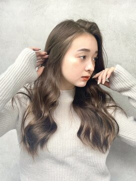 メゾンドイギー(MAISON de IGGY) オリーブベージュ x ロングレイヤーカット