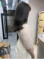 ヌープヘアーアイス(NUUP.hair ici)&nbsp;20代30代40代アッシュグレージュ艶ロング