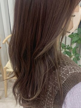 ガーデンヨコハマエスト(GARDEN YOKOHAMA est) イヤリングカラー インナーグレージュ 暖色 ピンクベージュ