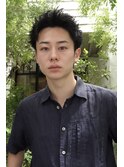 幅広い世代が似合う!短すぎないスパイキーショート!