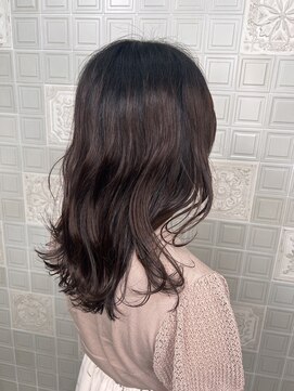 ヘンリエッタ 自由ヶ丘(Henrietta) 波巻きミディアム