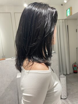 ベルス(bellus) ミディアムレイヤー