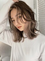 サイン 表参道(SIGN)&nbsp;韓国ヘアーハッシュカットレイヤーカットグレージュブリーチ無し