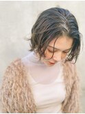 イヤリングカラー　ボブ　大人かわいい　フェザーバング