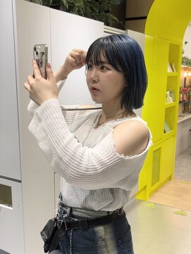 エイトヘアー(8 HAIR) ブルー