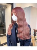 ピンクベージュ