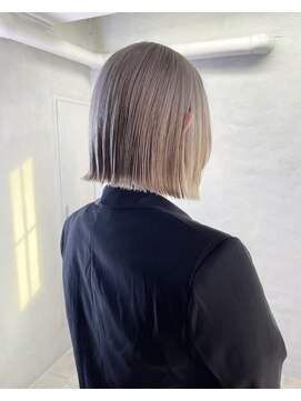 マジコ 表参道(Magico) ボブ/ケアブリーチ/ベージュカラー/ブリーチ/ダブルカラー/原宿