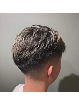 スタンドバーバー 柏(STAND BARBER) スペインカール/韓国マッシュ/スパイキーショート/柏