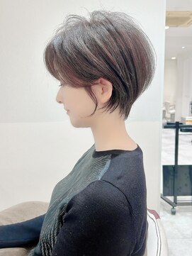アース 栄店(HAIR&MAKE EARTH) earthショートレイヤーボブミルクティー丸みショートボブ