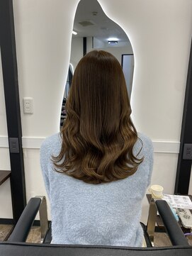 ロア 熊本(LOA) ブリーチしないキャラメルブラウンカラー