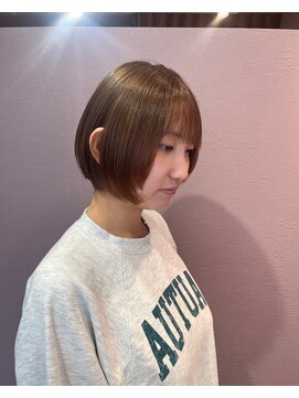 ベルタバイメルク(belta by merc.) アッシュカラー1.10似合わせカット