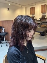 アンド グラフ(& Graph.)&nbsp;ミディアムパーマウルフフェイスレイヤーチェリーレッド