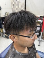 ヘアーサロン タムラ ツイストパーマ、フルツーブロックスタイル
