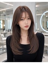 ジルバイジゼル(JILL by GiseL)&nbsp;ロング レイヤーカット 顔周り ベージュ　前髪 10代20代