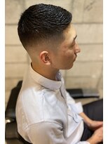 フランクスバーバー アンド ビアークラブ(FRANK'S BARBER and BEER CLUB)&nbsp;かき上げスキンフェードショートレイヤーフェードカットクロップ