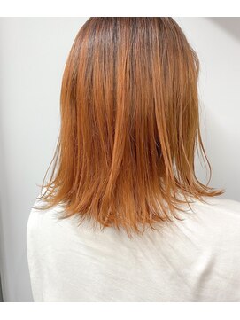 ジーナ 札幌(Zina) 【Zina SAPPORO】オレンジ・ハイトーン・ボブ